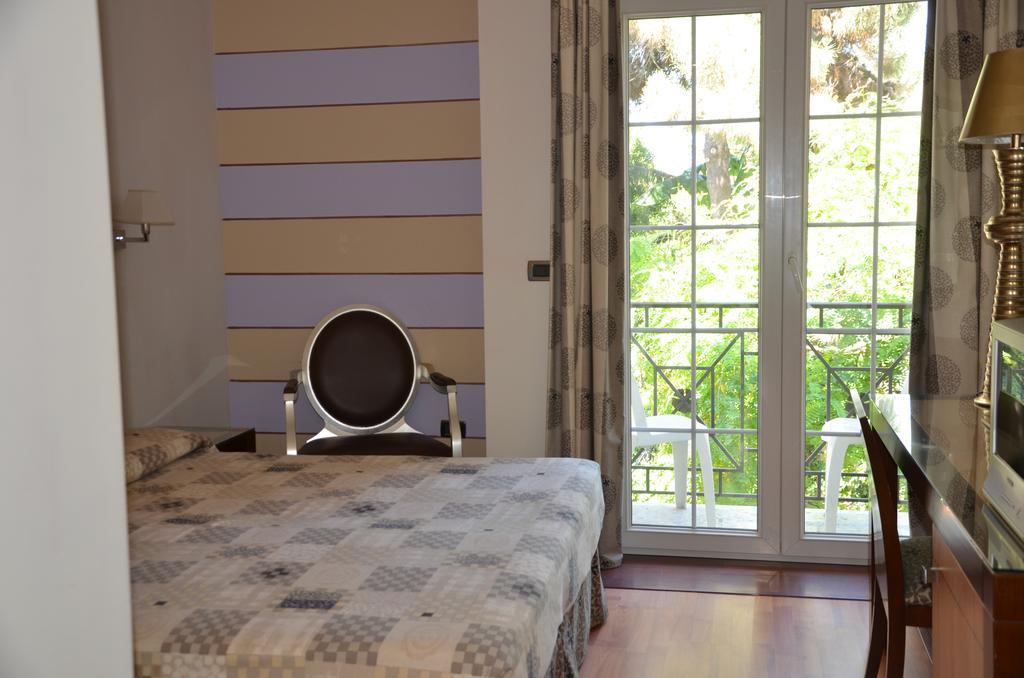 Regent Beach Hotel & Apartments Reggio Calabria Exterior photo