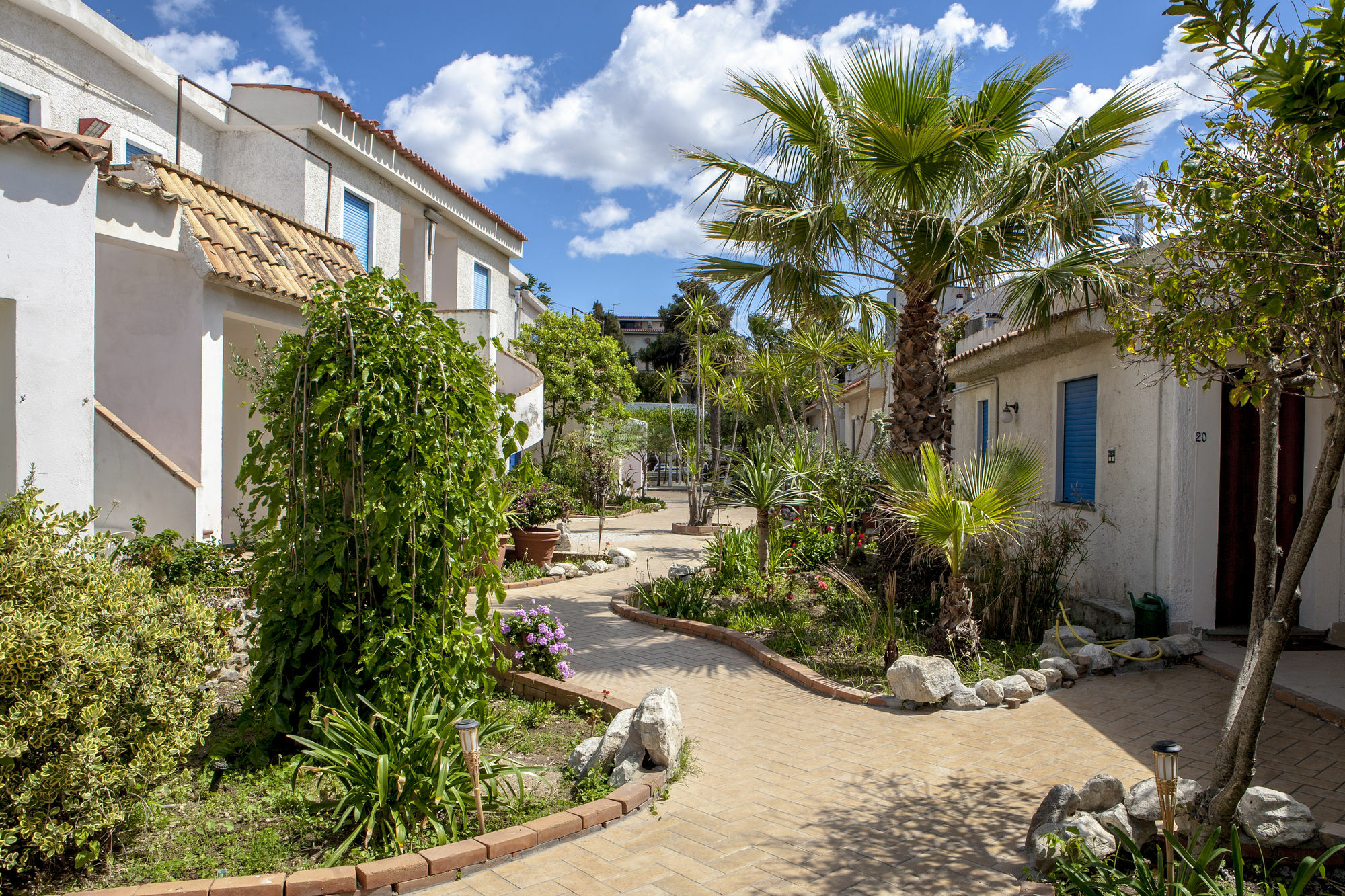 Regent Beach Hotel & Apartments Reggio Calabria Exterior photo
